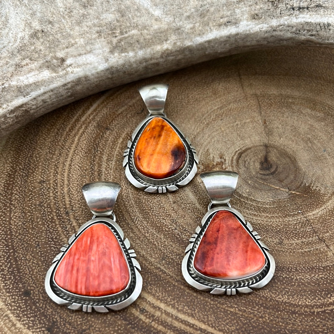 Annie Sterling Orange Spiny Oyster Pendant - Main Image