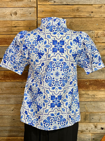 Iva Blue & White Floral V Neck Top