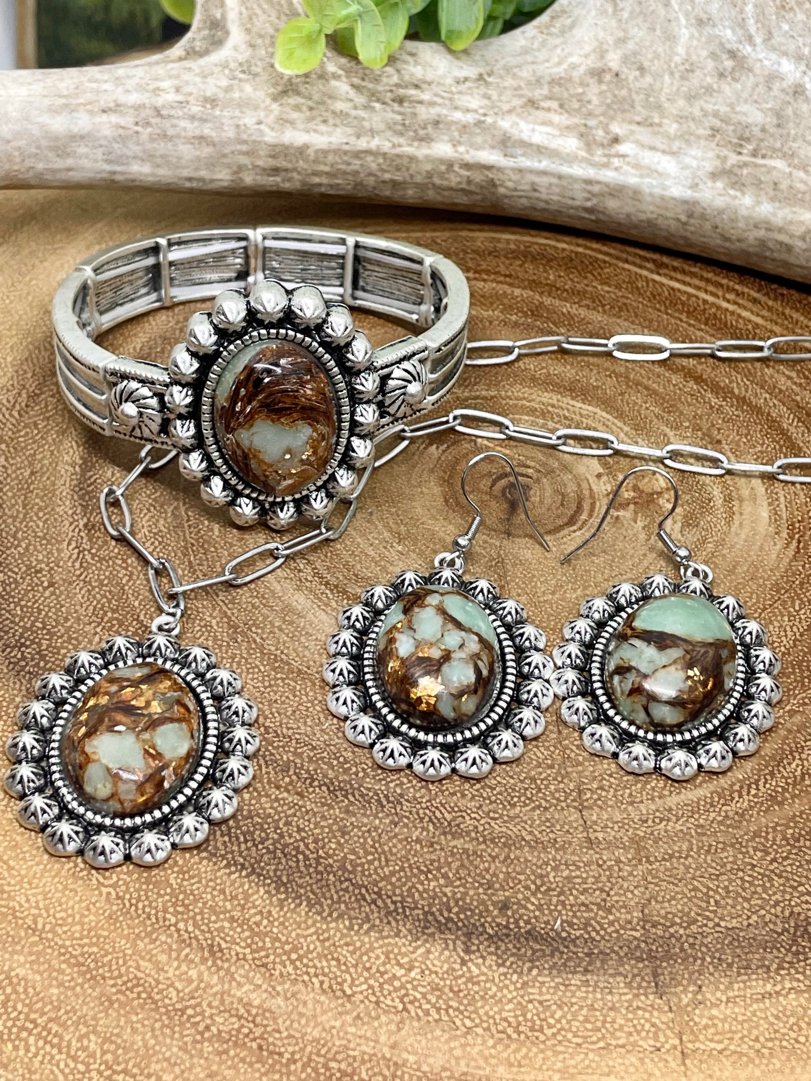 Grant Turquoise Marbled Star Necklace, Earrings & Bracelet - Green