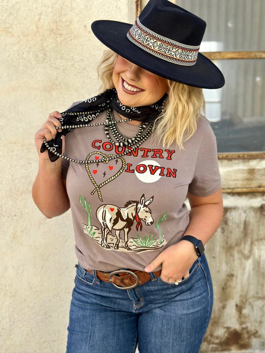 Country Lovin' Graphic Tee