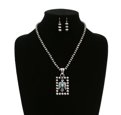 Danae 6mm Fashion Navajo Necklace With Bead Framed Pendant - Turquoise