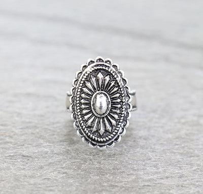 Sundance Scalloped Oval Concho Stretch Fashion Ring