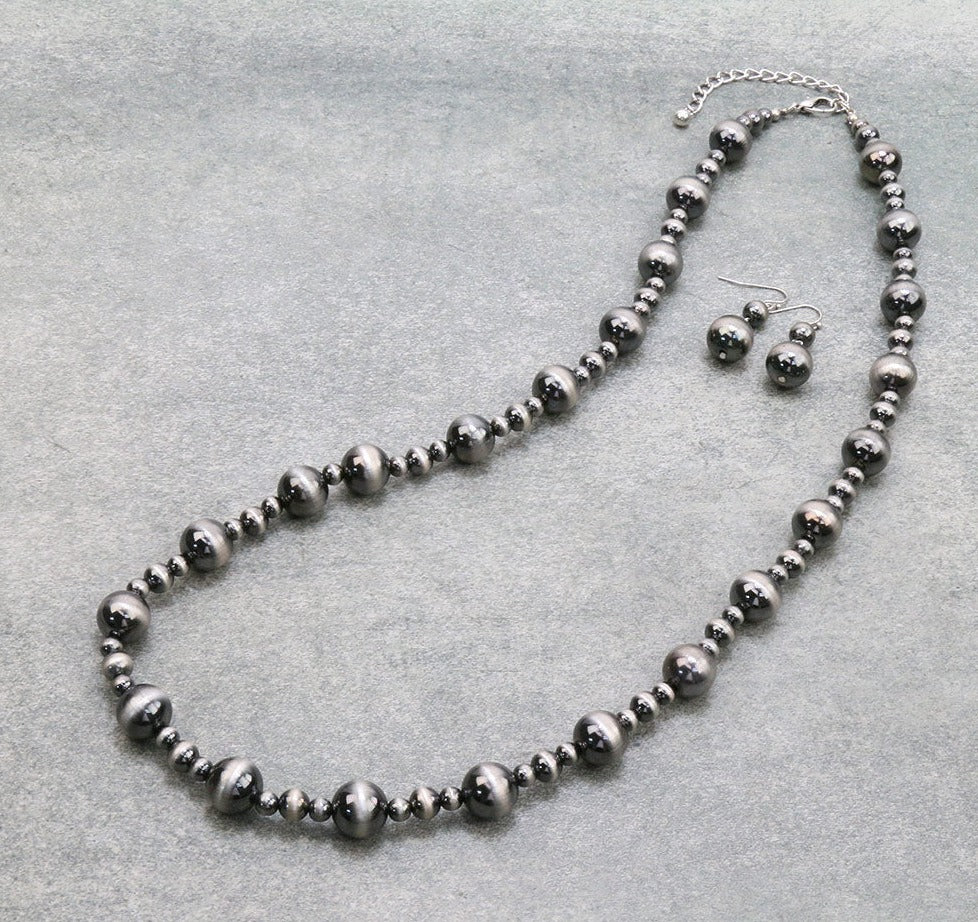 Felix Fashion Varied Navajo Pearl Necklace - 30"