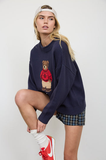 TEDDY BEAR CREW NECK INTARSIA KNIT SWEATER