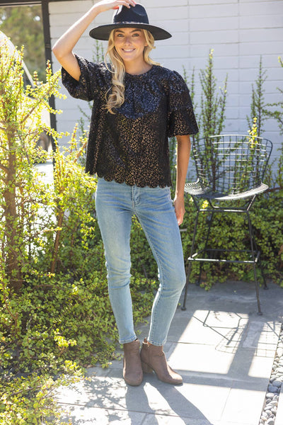 37384 Scalloped Hem Leopard Textured Top