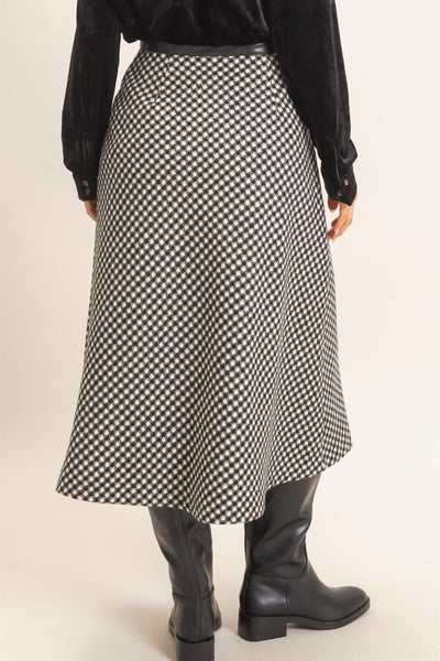 back view of black checkered skirt