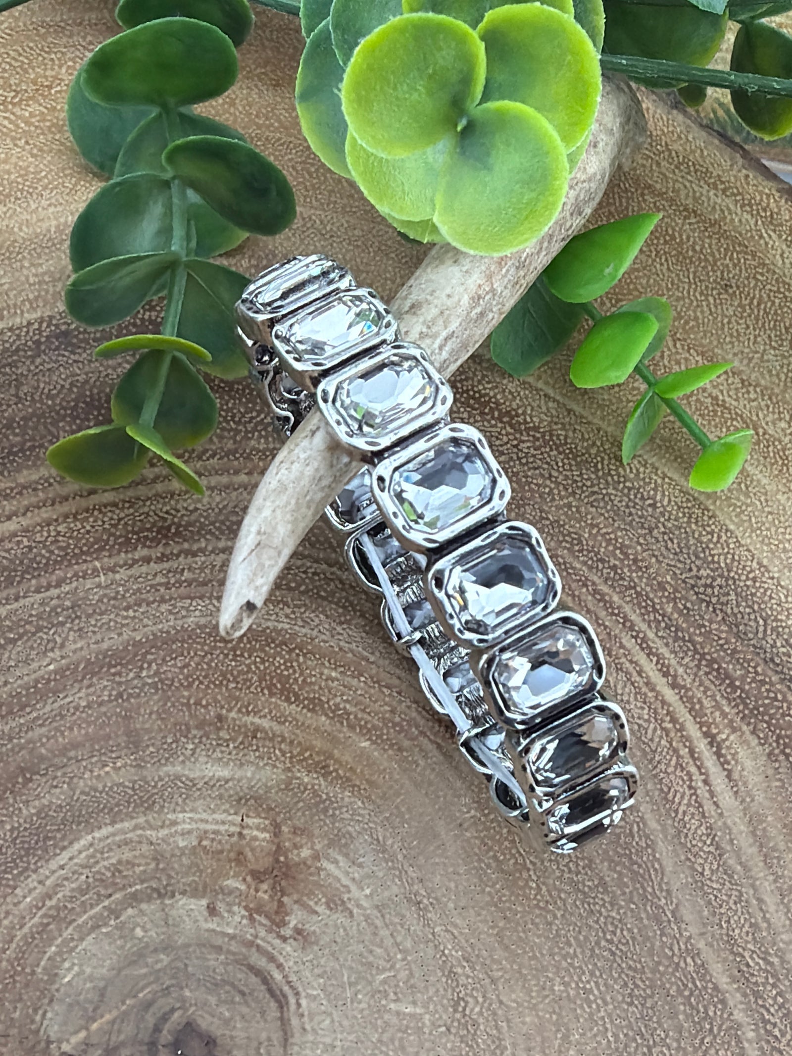 Clear Jewel Stretch Bracelet