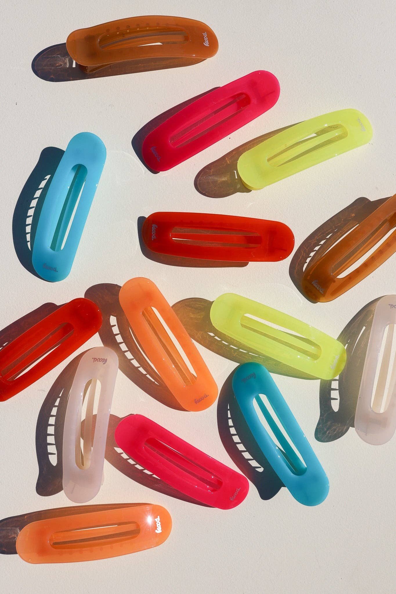 JELLY OVERSIZED LAY DOWN CLAW