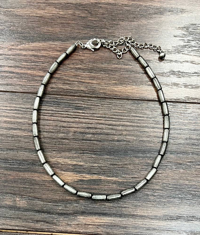 Oma Fashion Matte Silver Cylinder Bead Necklace