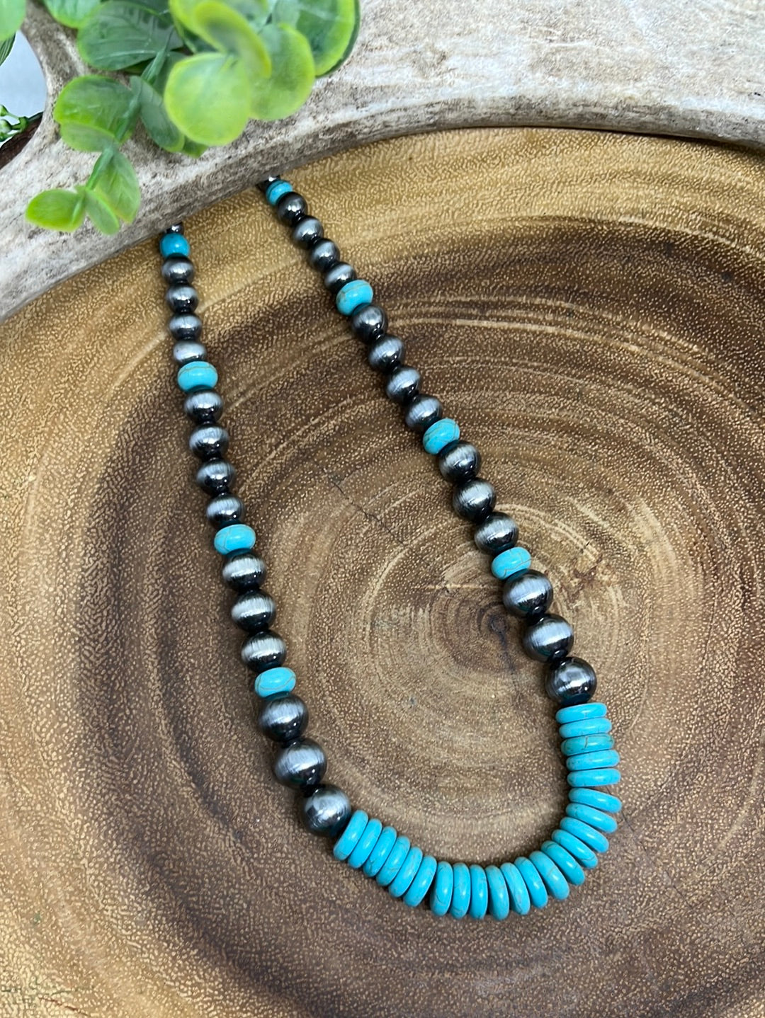 Langshan Navajo Turquoise Saucer Bead Necklace