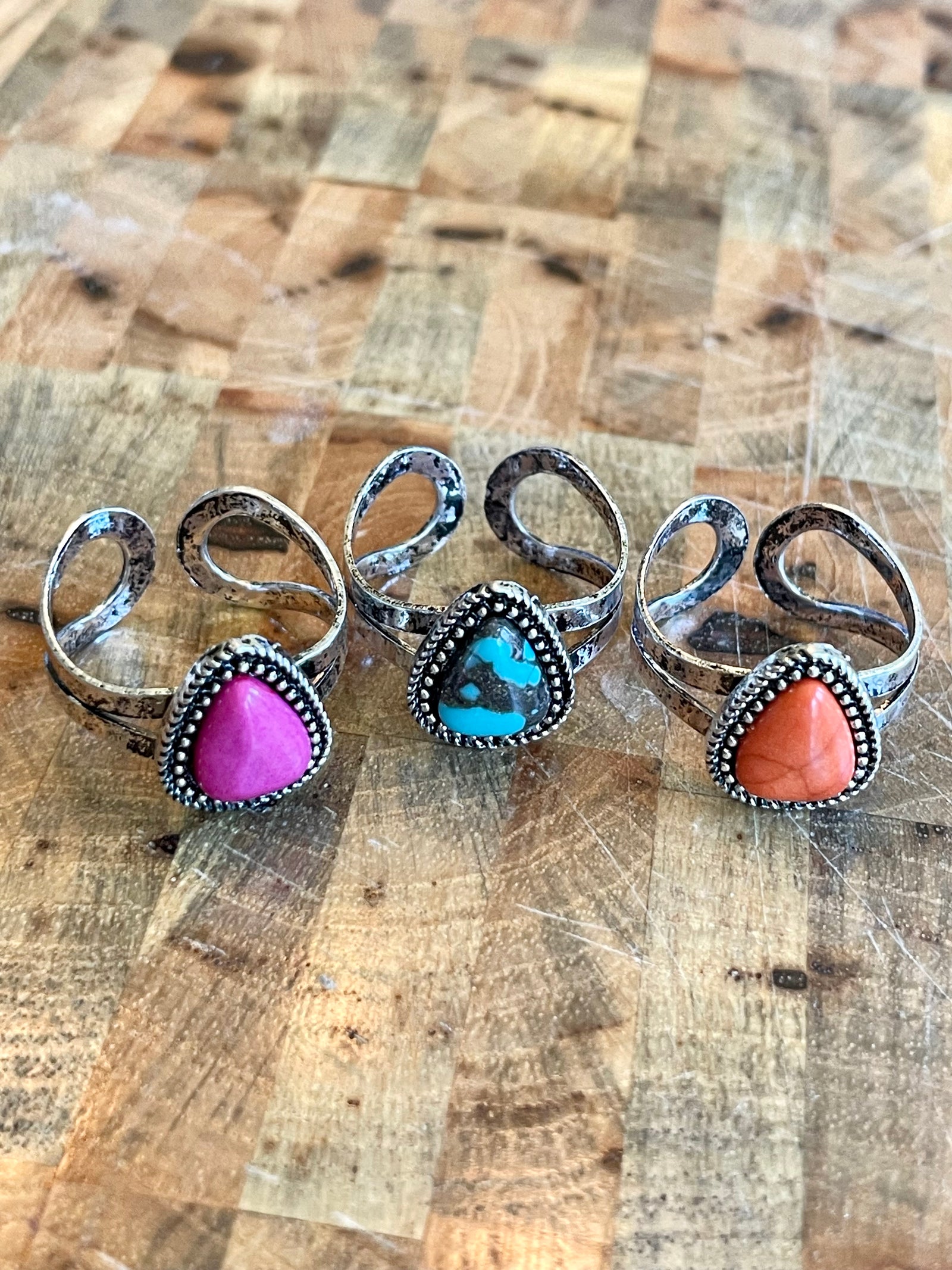 Reagan Fashion Silver Roped Stone Teardrop Ring