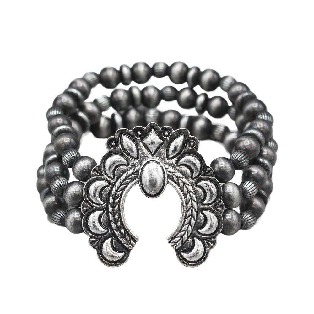 Nolan 3 Strand Fashion Navajo Pearl & Saucer Stretch Bracelet