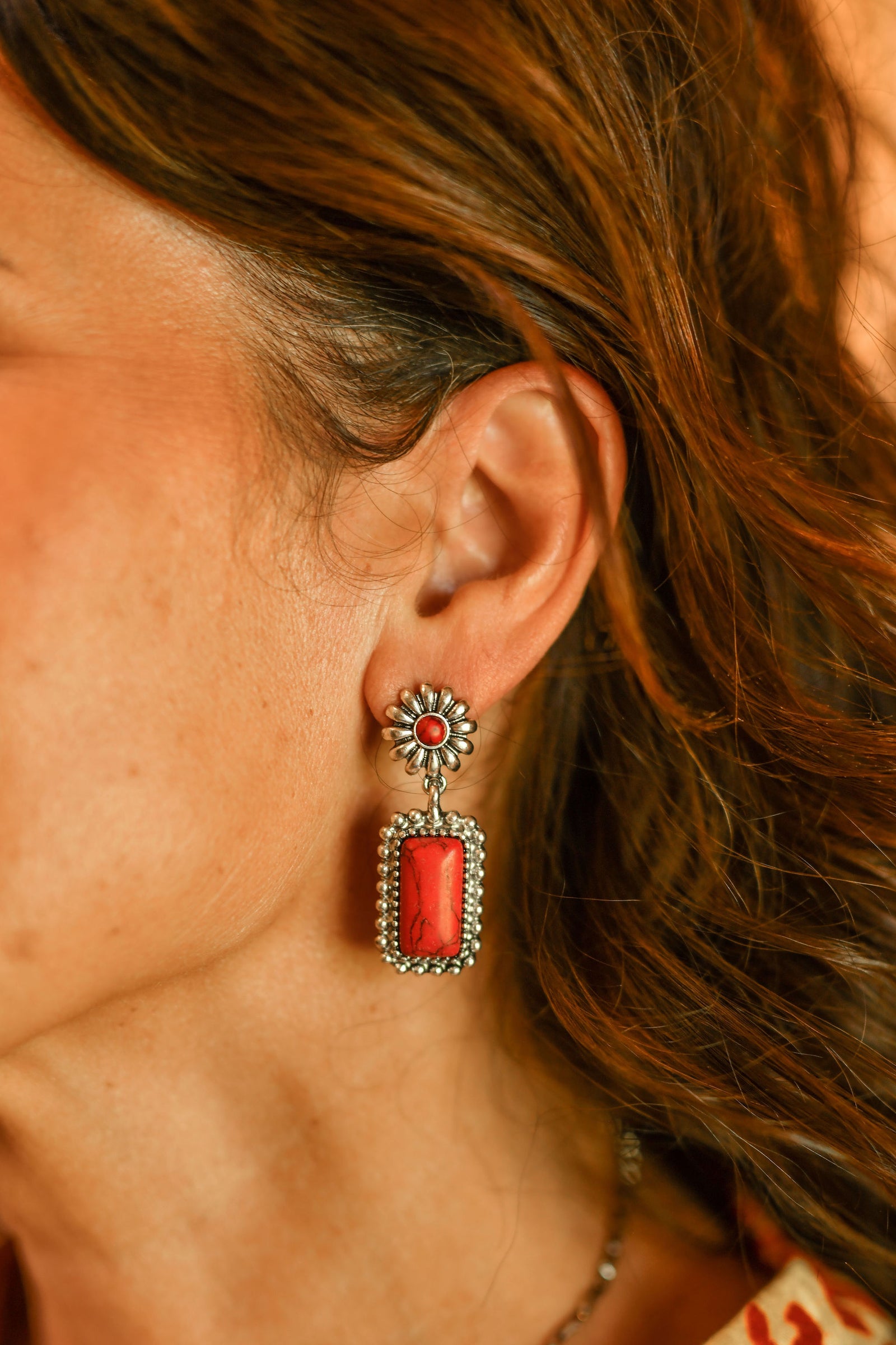 Midland Floral Concho Drop Fashion Earrings - Red