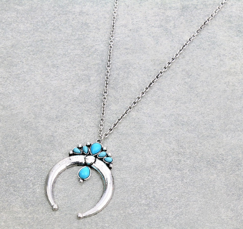 Kelvyn 6 Stone Silver Fashion Naja Pendant Necklace