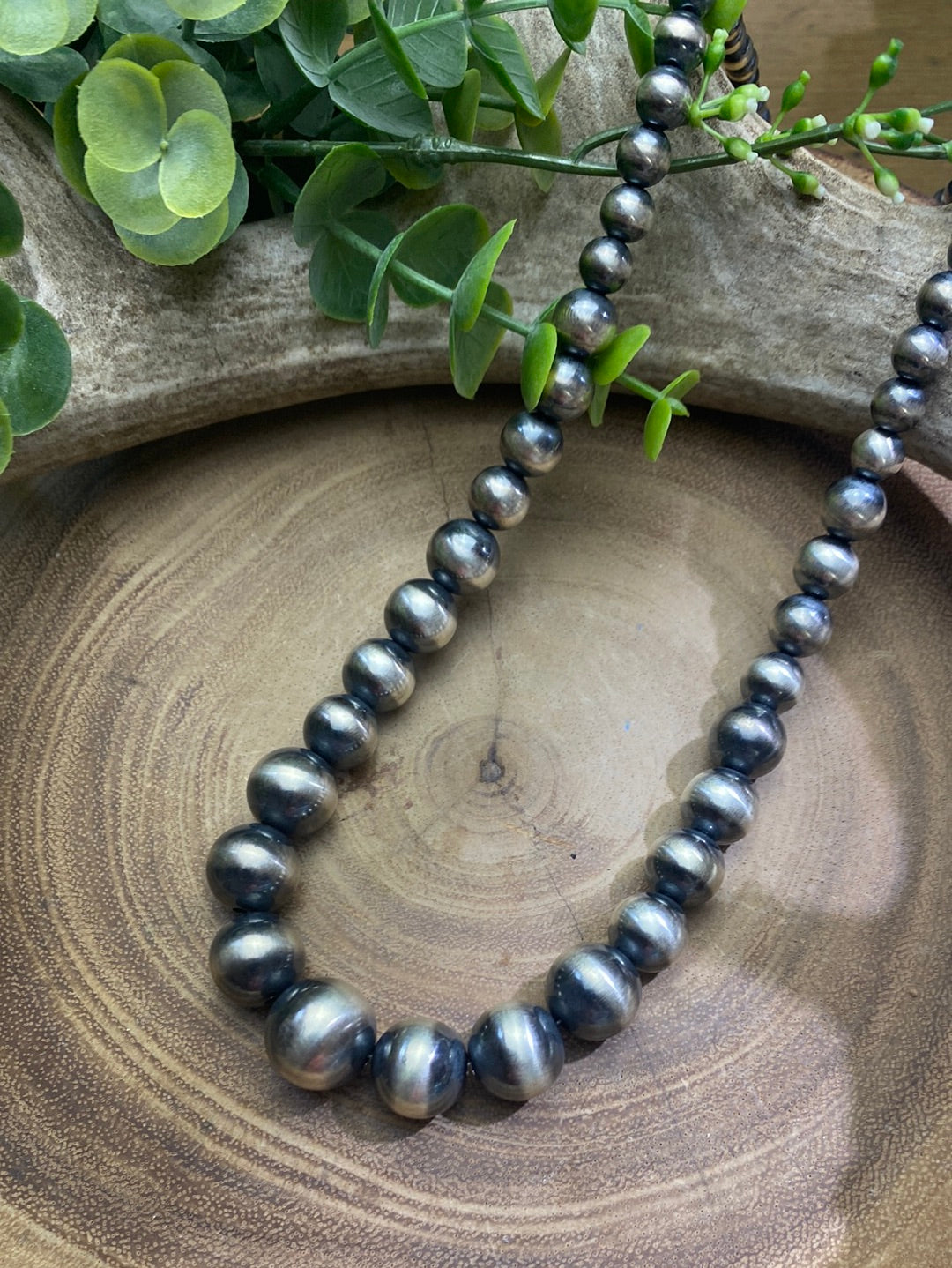 Cadence Sterling Graduated Navajo Pearl Necklace