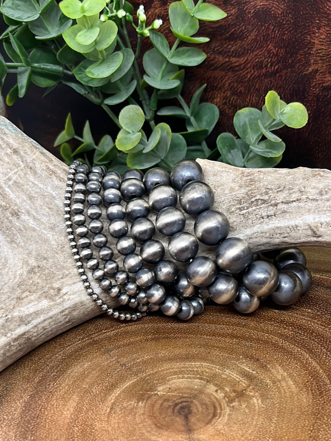 Sidney Stretch Navajo Pearl Sterling Bracelet: 3mm - 14mm