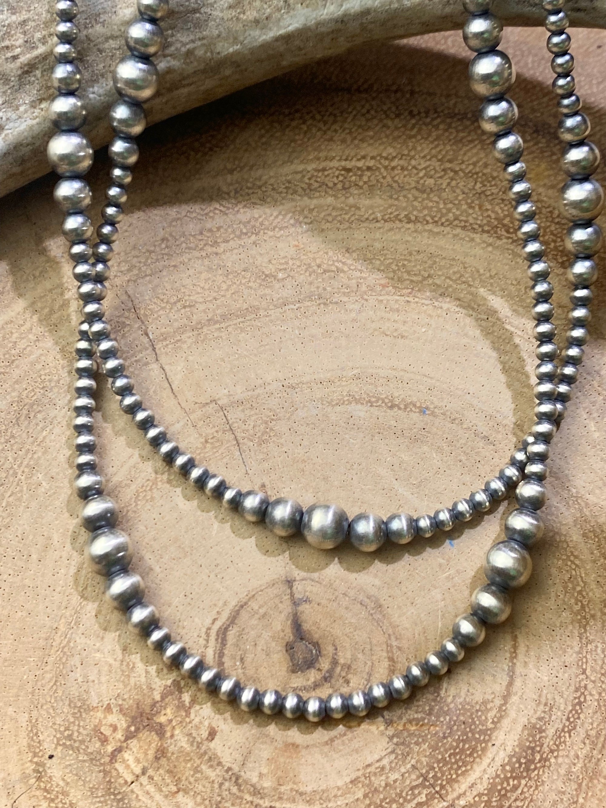 Savannah Varied Navajo Pearl Necklace