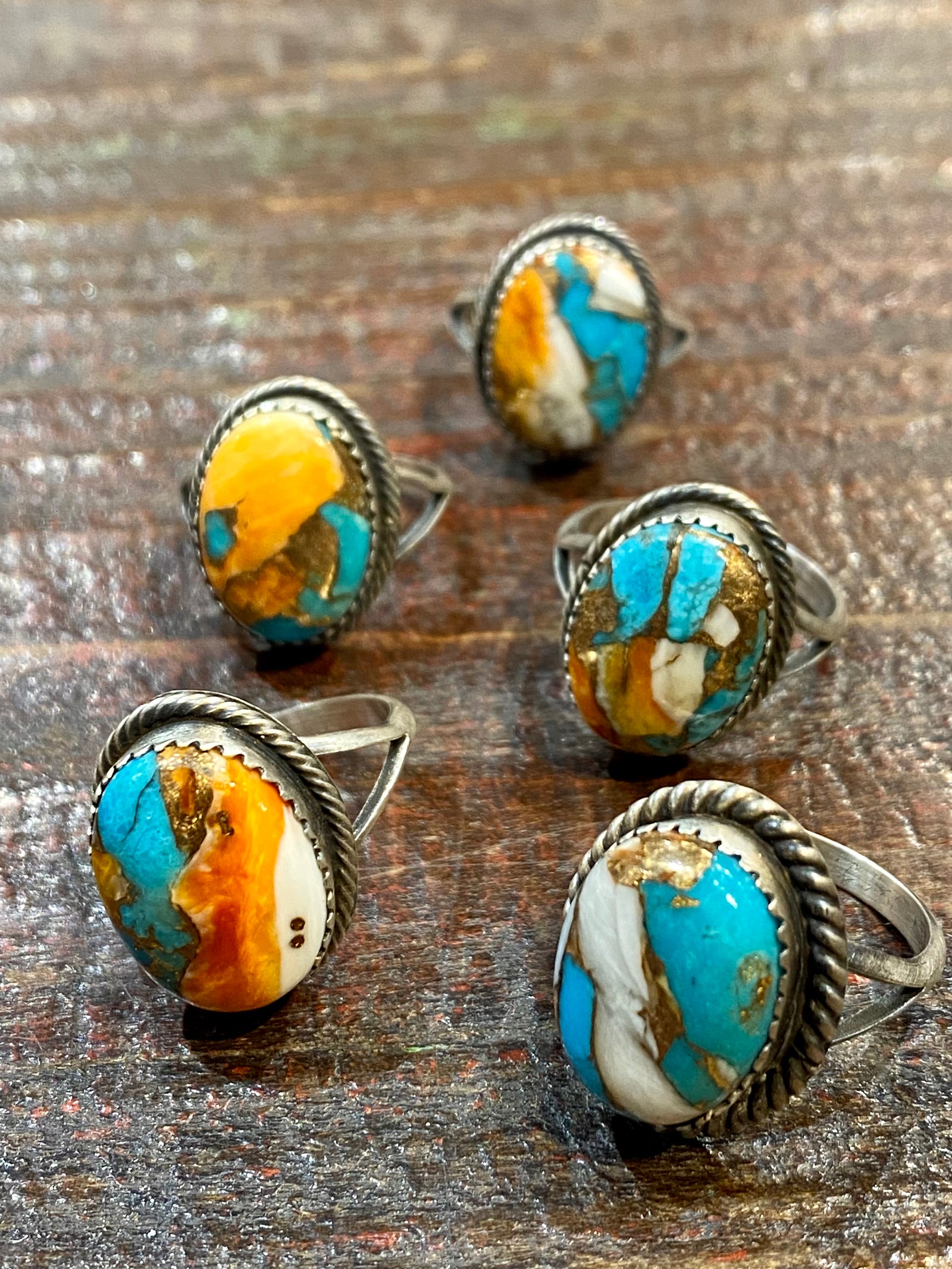 Spiny Oyster Turquoise Mix Oval Ring