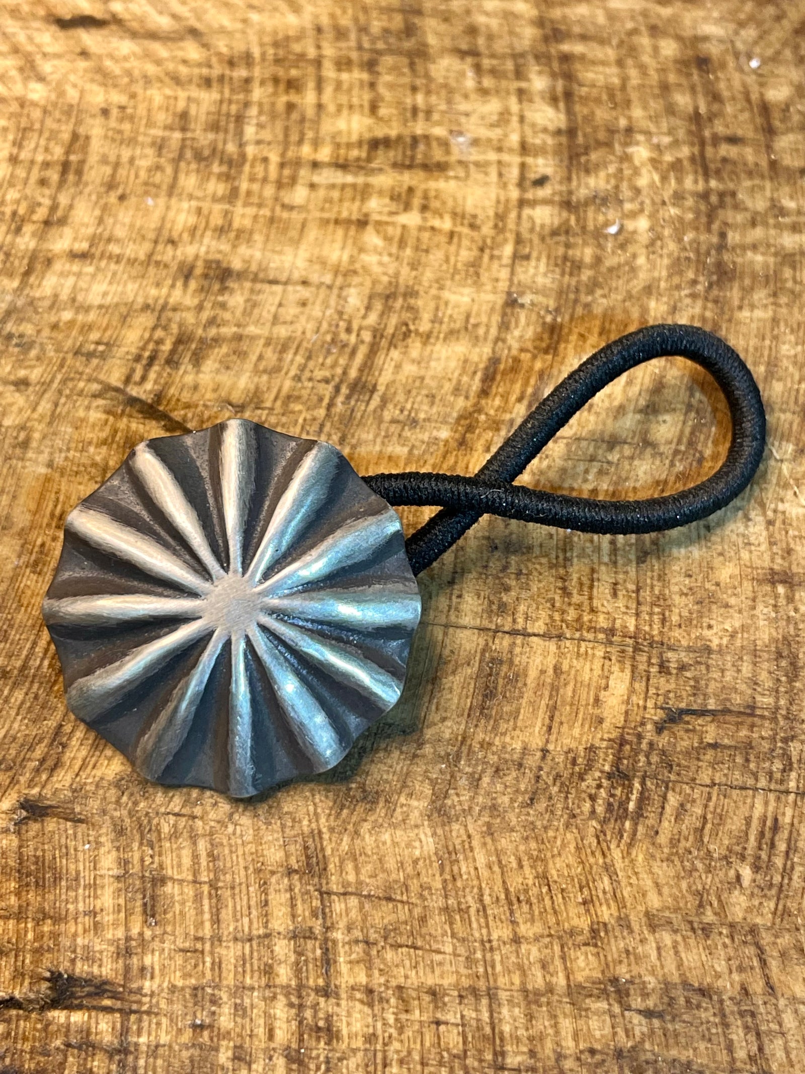 Sterling Fan Concho Hair Tie