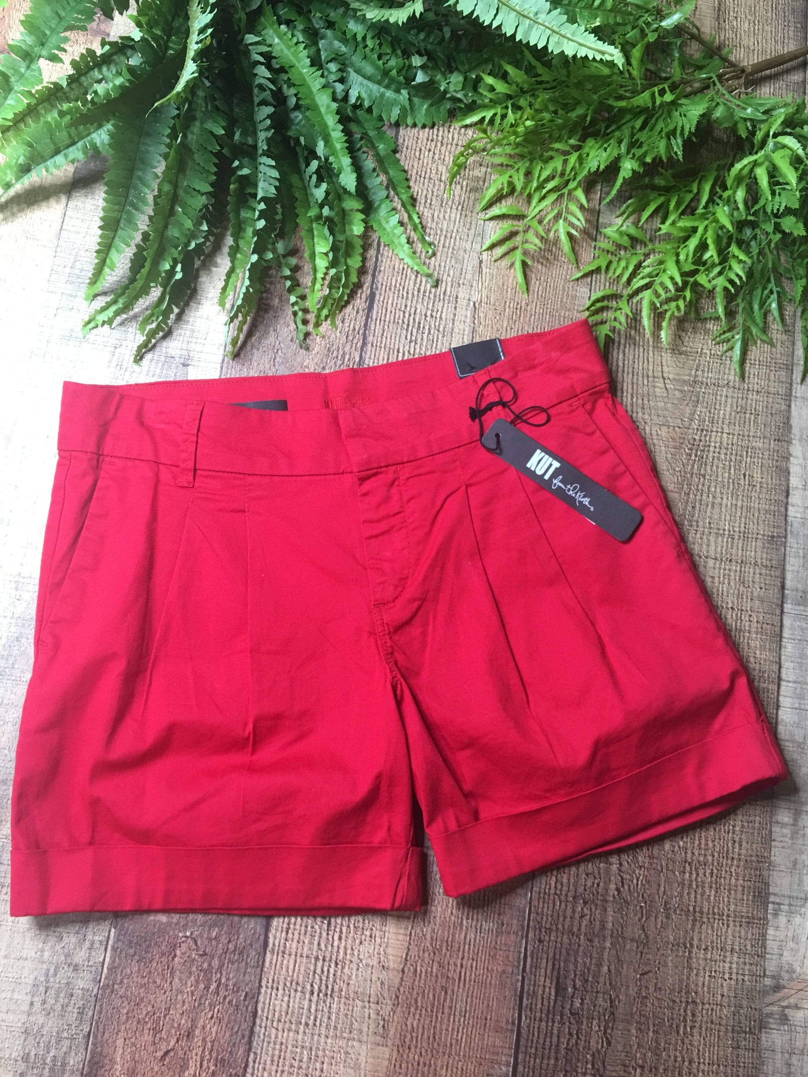 KUT Red Walking Short